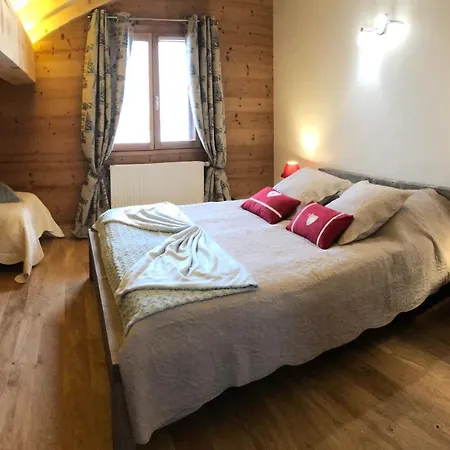 Luxe Les Melezes Alpesi faház *